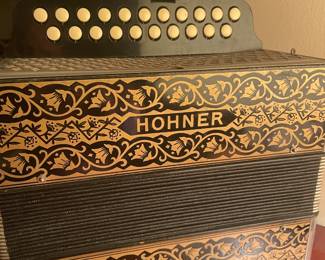 Beautiful HOHNER Accordion--Works/Sound Great!