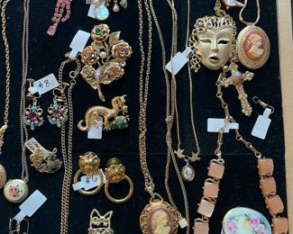 It's Fun to Give & Receive! Treat Yourself/Someone Special!!