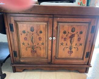 Handsome/Pretty Washstand Cabinet & my fingertip