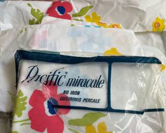 1960's? "Pacific Miracle" No Iron! Luxurious Percale Bed Set--Maybe Never Used? Standard Size w/Two Pillow Cases, Flat & Fitted Sheets
