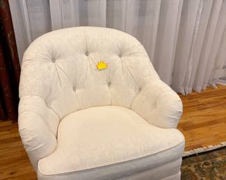Ethan Allen club chair 