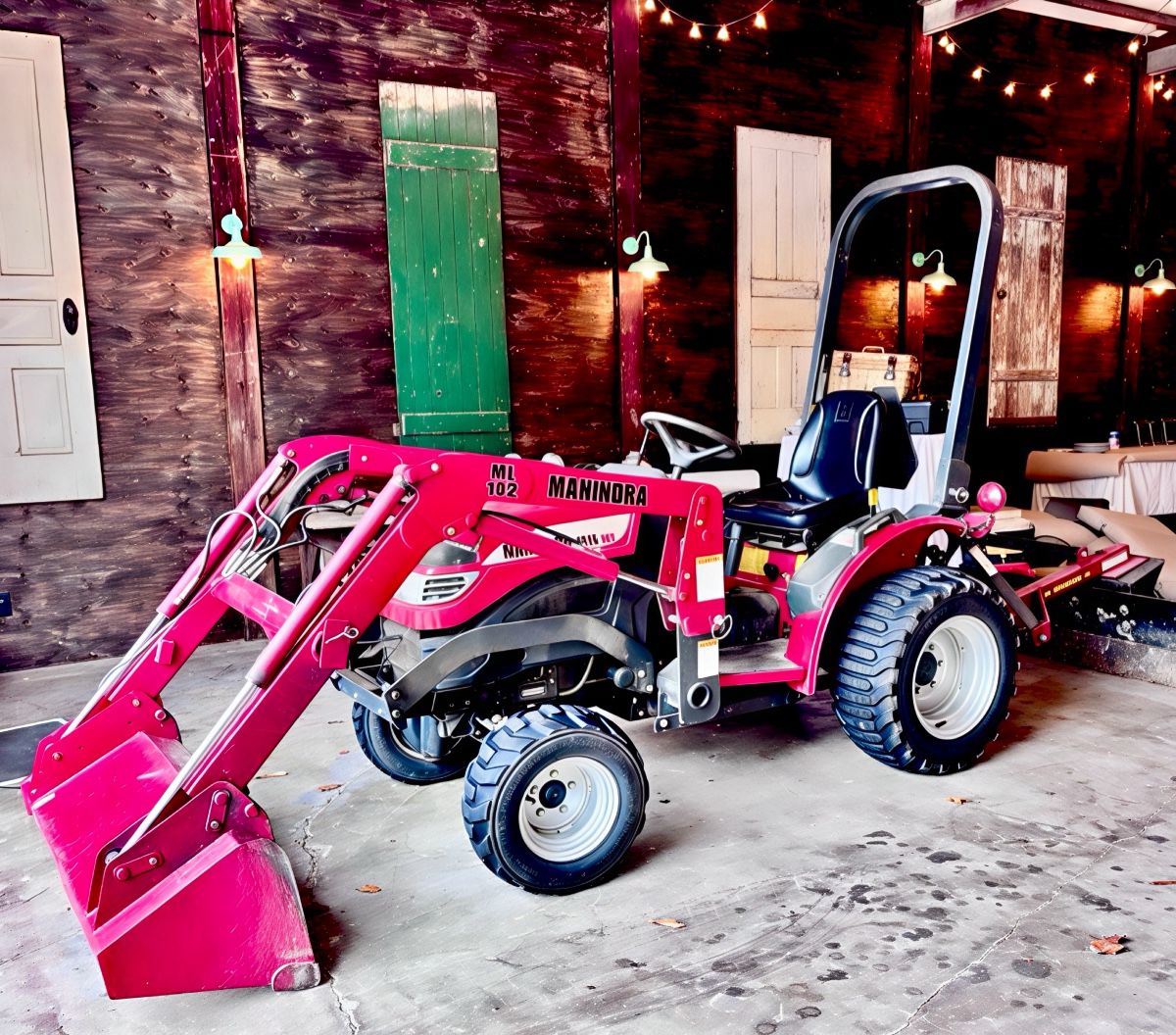 Mahindra 1815 HST 4WD Tractor With Extras