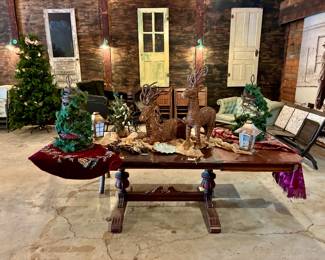 Vintage Table and Decor ( Located in building #2 on the property)