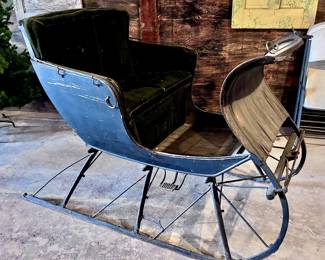 Antique Horse-Drawn Carriage Cutter Sleigh