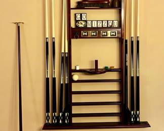 Billiards Pool Cues, Rack and Accessories