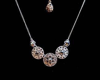 Necklaces  / Jewelry