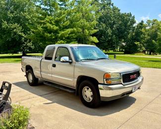 2000 GMC Sierra Pick Up Truck 198,000 miles ( Located at building # 2 )