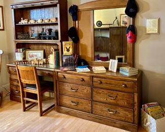 Dresser with Mirror, Desk with Hutch and Chair and Décor