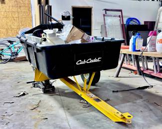 Cub Cadet Utility Lawnmower Trailer  /  Utility Wagon