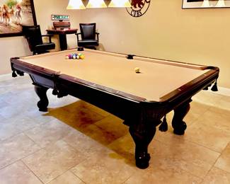 Pool Table / Billiards Table
