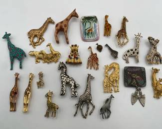 Giraffe Broach Collection with Premier Designs and Fish Crown Pins
