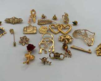 GoldToned Pin and Broach Collection with Wild Bryde Africa Pin and Feather Labeled 14k