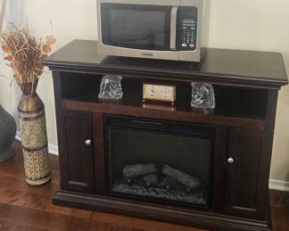 Electric fireplace 