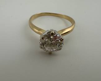1.5 carat solitaire diamond ring 18k gold band
