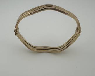 14K gold Wave Bangle