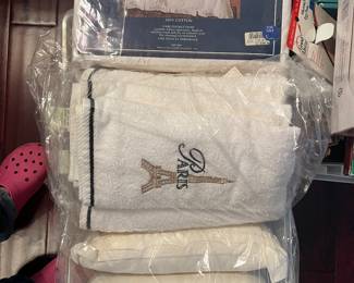 100% cotton comforter cover & pillow.
$25 each
Three new with tagsParis bath towels
And three new Paris face towels
$30