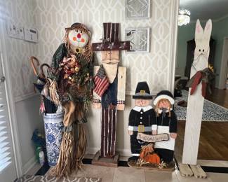 Round top holiday decorations
Scarecrow $10
Uncle Samm, $15
Pilgrims $20
Bunny $15
