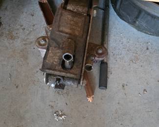 Hydraulic Floor Jack