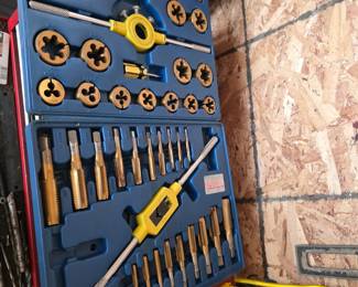 Tap and Die Set