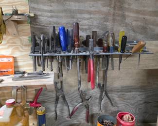 Workbench Tools, Screwdrivers, Pliers, Nails, Liquid Nails