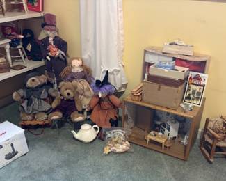 Teddy Bears, Doll House Items