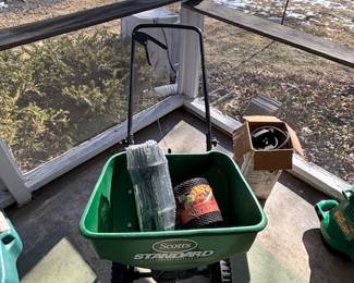 Seeder, Metal Edging