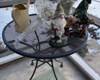 Wire Table, Garden Decor