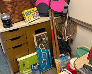 Vests,Croquet/Horseshoes/Picnic