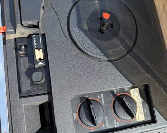 Kodak Projector 8MM & Super 8 Film Projector 455 Moviedeck & Carrying Case