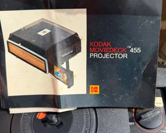 KODAK
MOVIEDECK™4
455
PROJECTOR