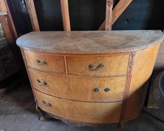 garage apartment furniture