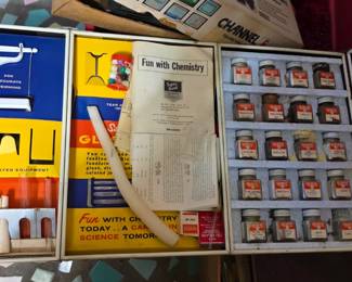 vintage 1960s Chemistry set