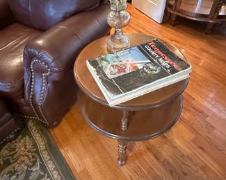 Round mid century table