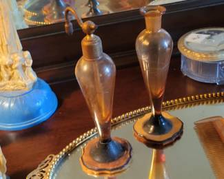 GLASS PERFUME BOTTLE