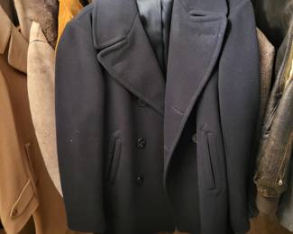 VINTAGE NAVY COAT