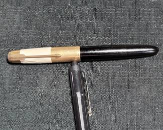 VINTAGE FOUNTAIN PENS