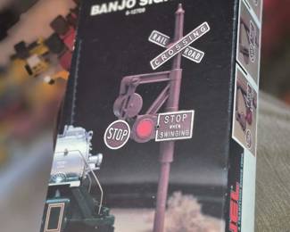  Lionel 6-12709 Operating Banjo Signal. 