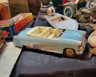 IRWIN TIN FICTION TOY CAR