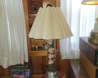 RETRO TABLE LAMP