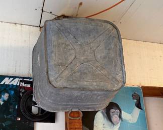 Vintage Galvanized Metal Wash Tub: Rustic Square