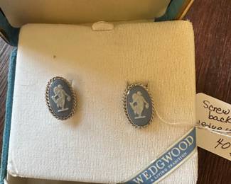 Vintage Wedgwood Blue Jasperware sterling silver Screw back earrings