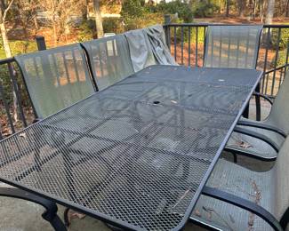 outdoor table w/6 chairs and umbrella