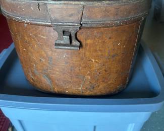 Antique Victorian tin hatbox hat box with black painted interior