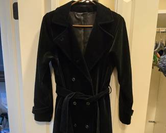 Gorgeous vintage Saks Fifth Avenue velvet coat