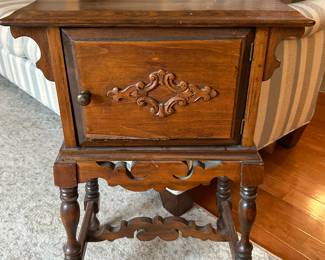 Copper-lined humidor~