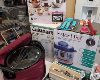 Michelangelo stainless flatware set