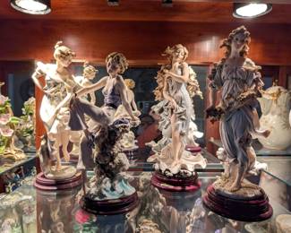 Giuseppe Armani figures