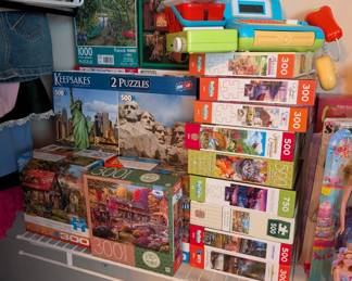 Lots of 300-500 pc puzzles, some NEW