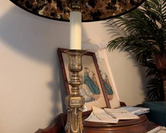 Nice brass lamp!
