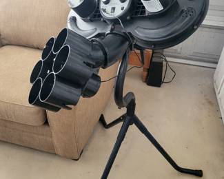 Hitman pitching machine